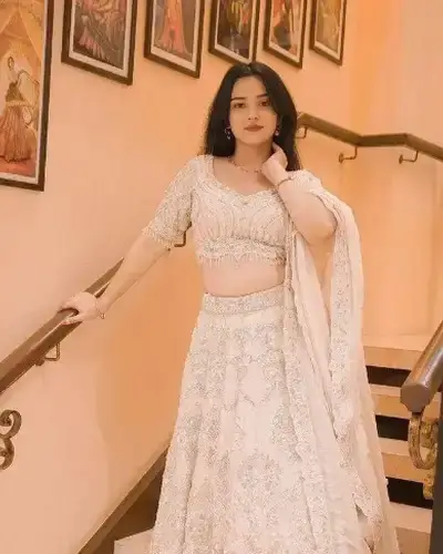 Escort Service In Shrigonda